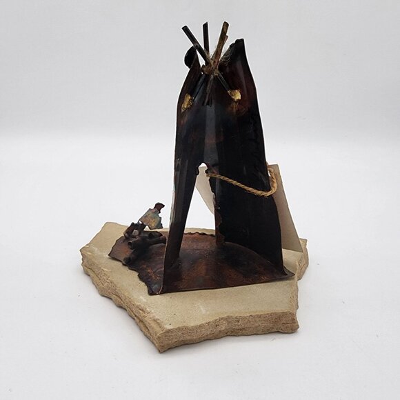 Pair of Vintage Kenneth Doherty Native American Sculptures - Picture 7 of 10